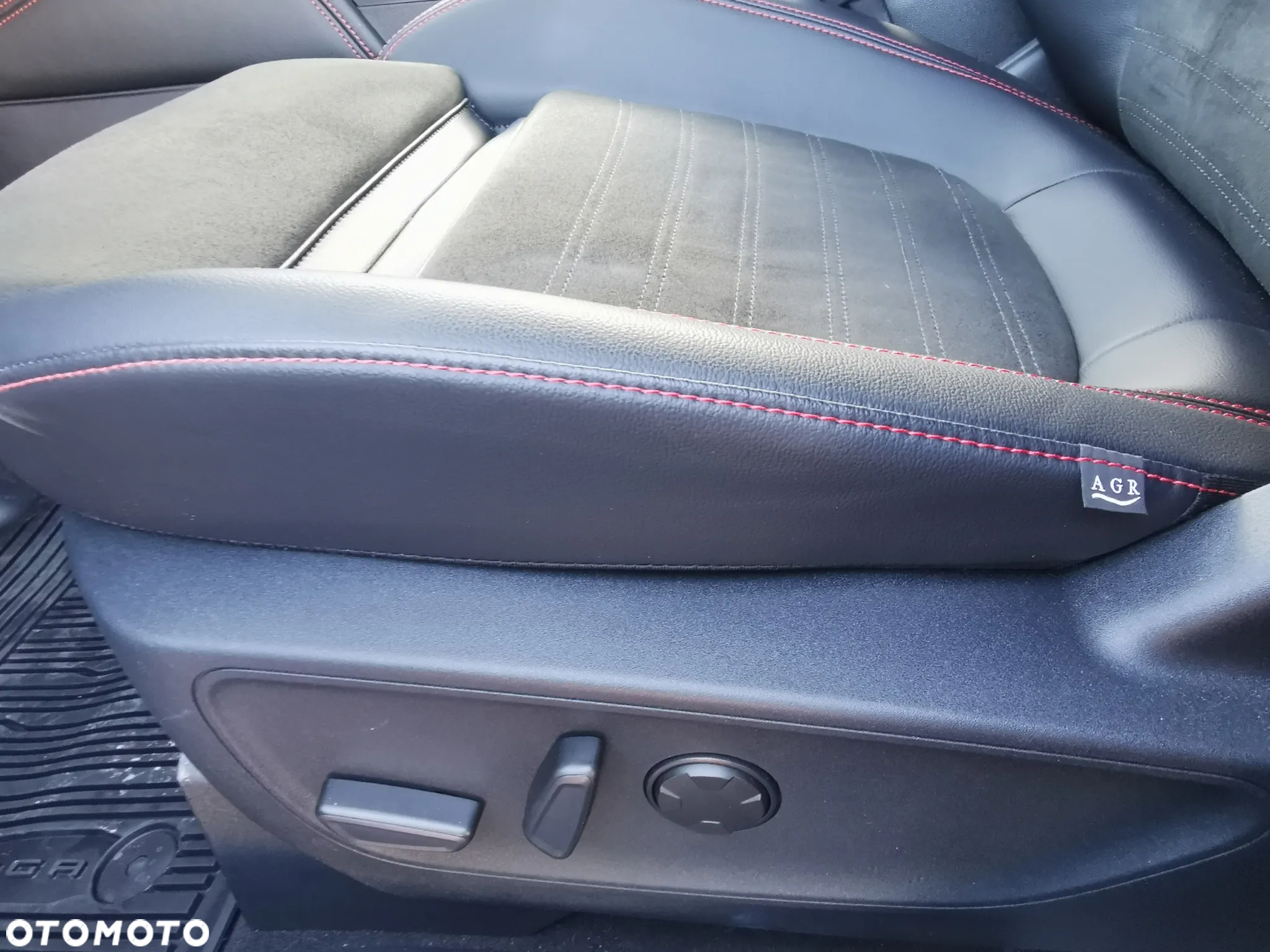 Ford Kuga - 13