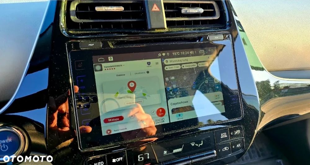 Toyota Prius Hybrid Comfort - 11