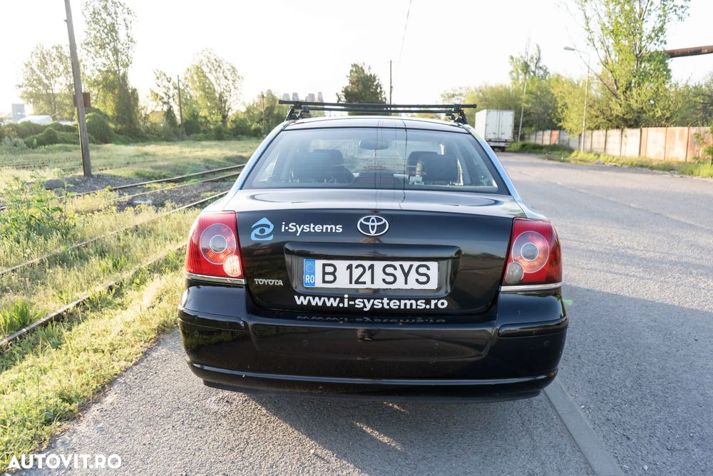 Toyota Avensis 1.6 Comfort - 6