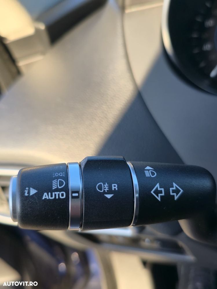 Jaguar F-Pace 20d AWD Prestige - 16