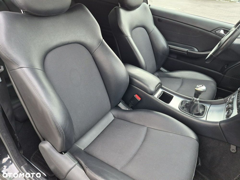 Mercedes-Benz CLC - 24