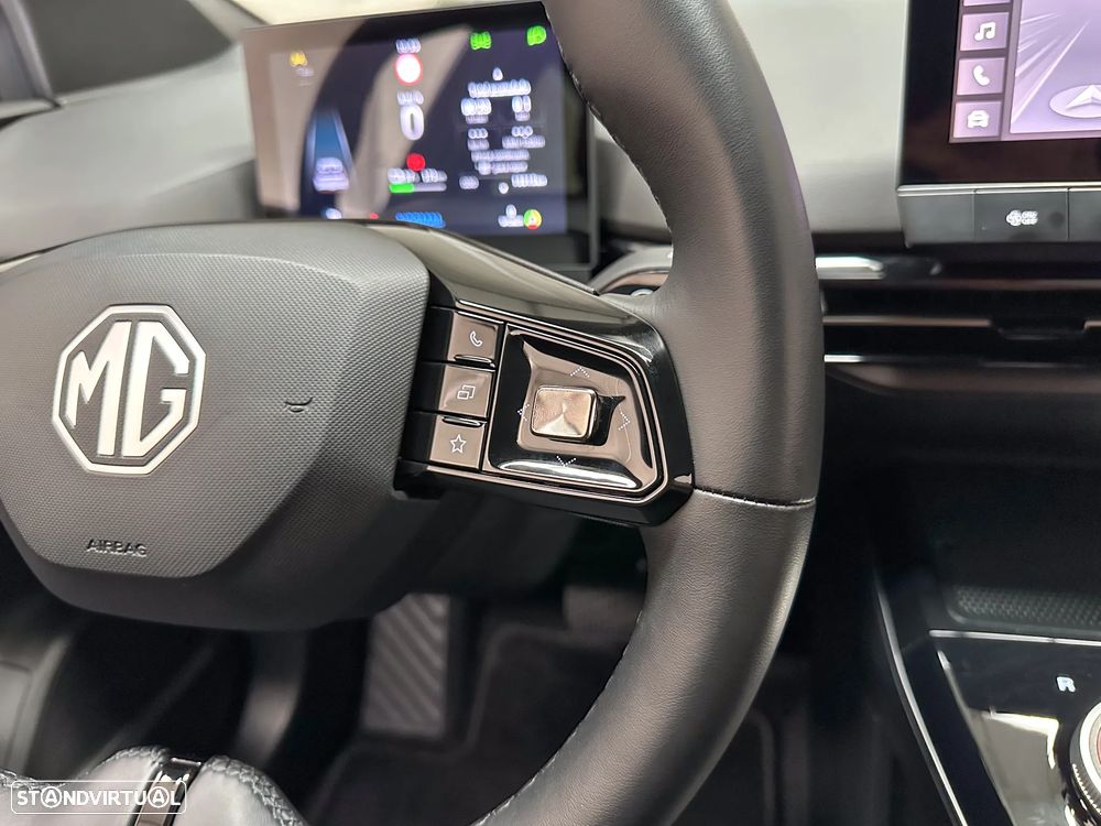 MG MG4 77 kWh Extended Range Luxury - 42