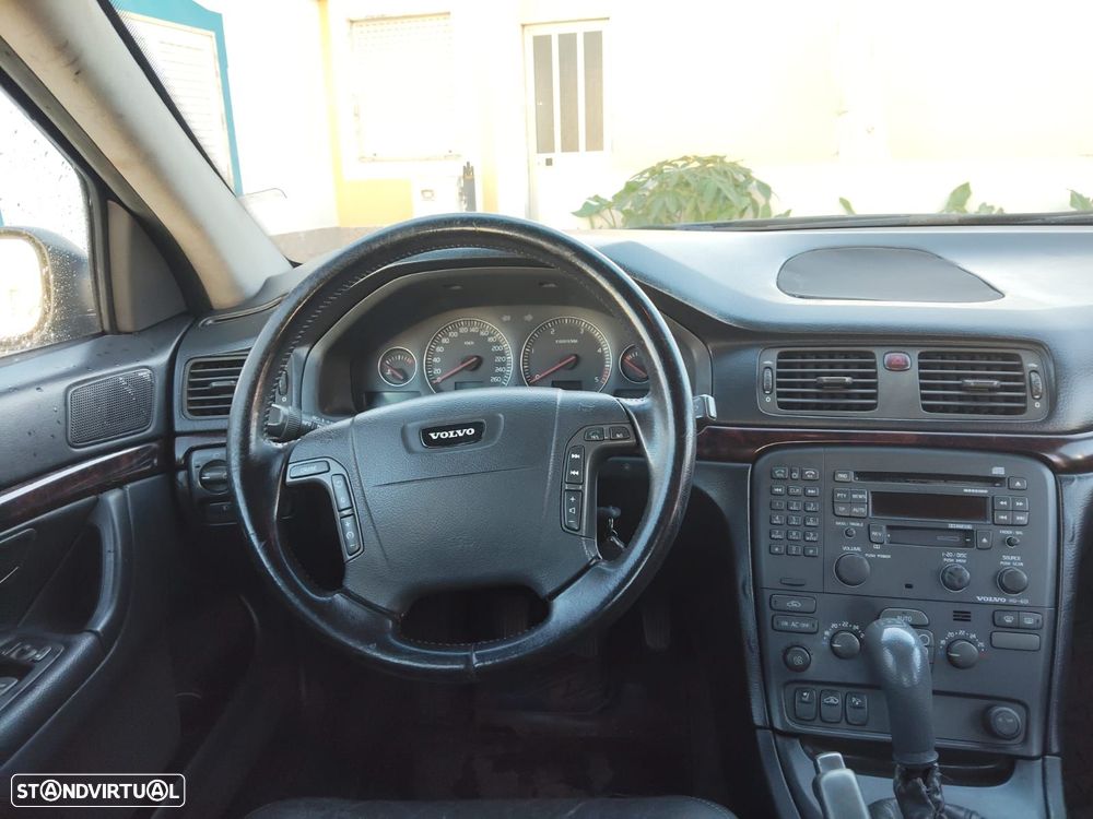 Volvo S80 2.5 D - 15