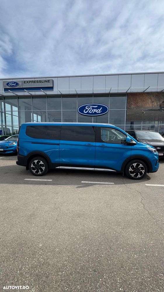 Ford Tourneo Custom Bus 320 2.0 EcoBlue 170 CP L2H1 Active Aut. - 2
