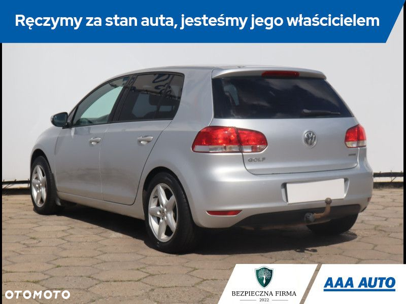 Volkswagen Golf - 5