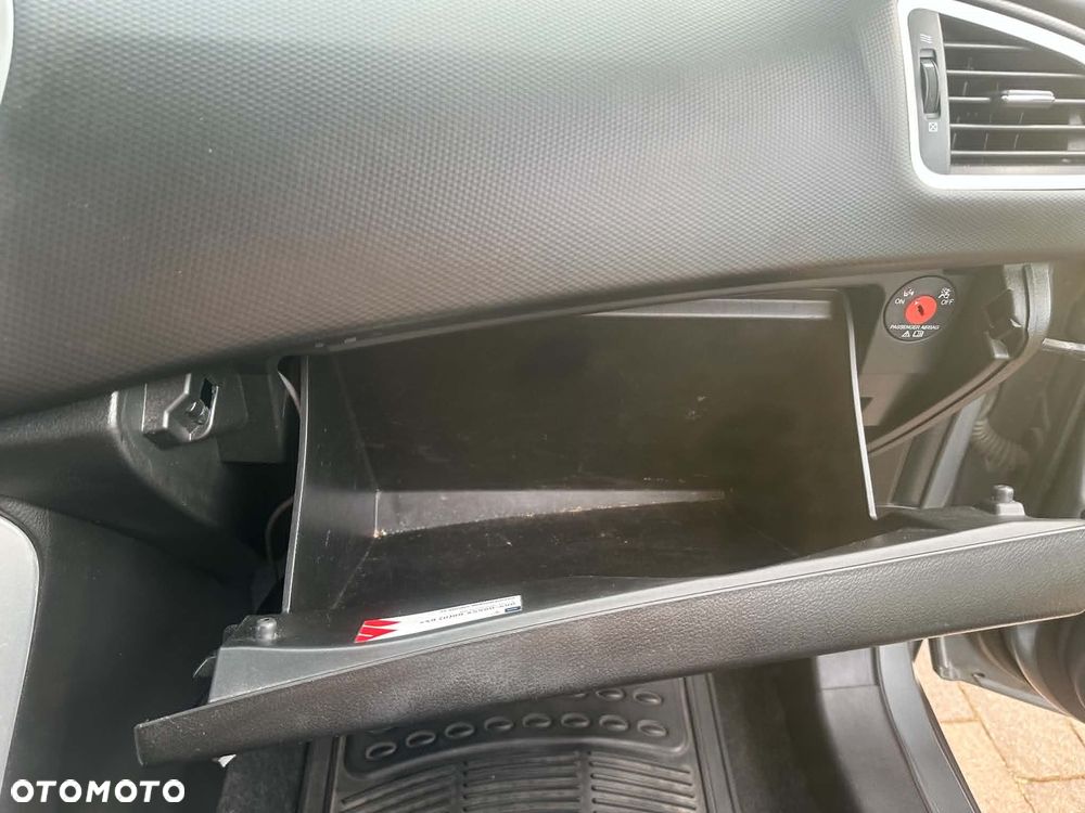 Suzuki SX4 Classic 1.6 VVT 4x2 Comfort - 11