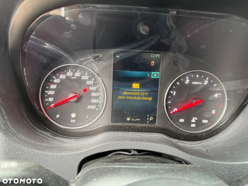 Mercedes-Benz Sprinter - 17