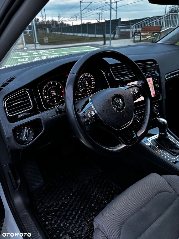 Volkswagen Golf 1.5 TSI ACT OPF DSG Highline - 23