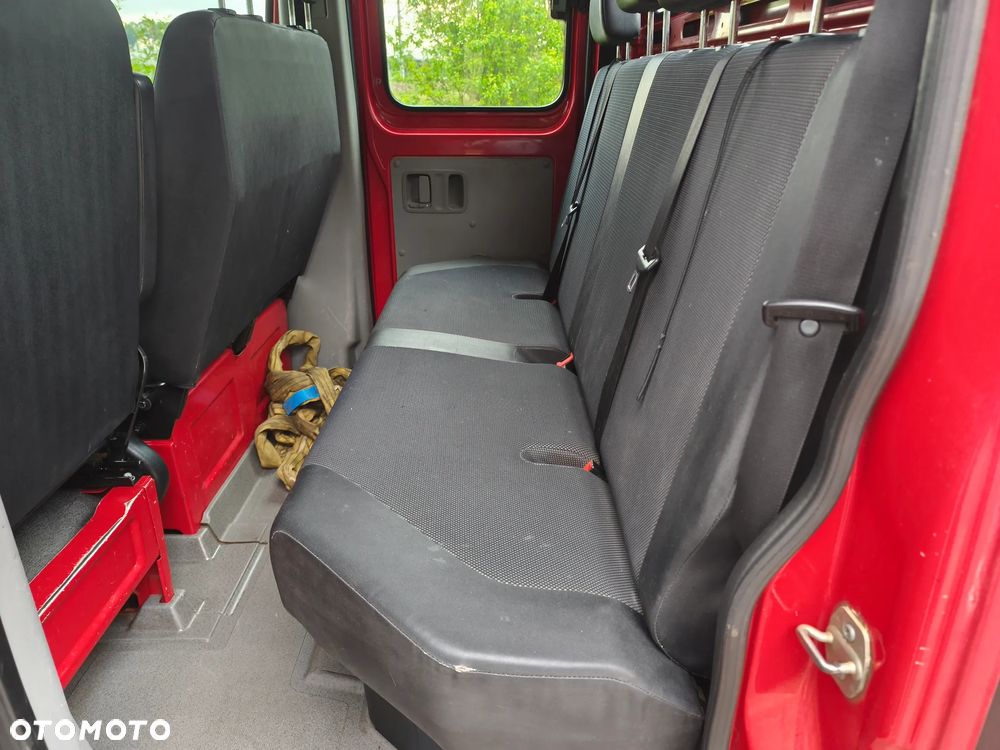 Mercedes-Benz Sprinter - 11