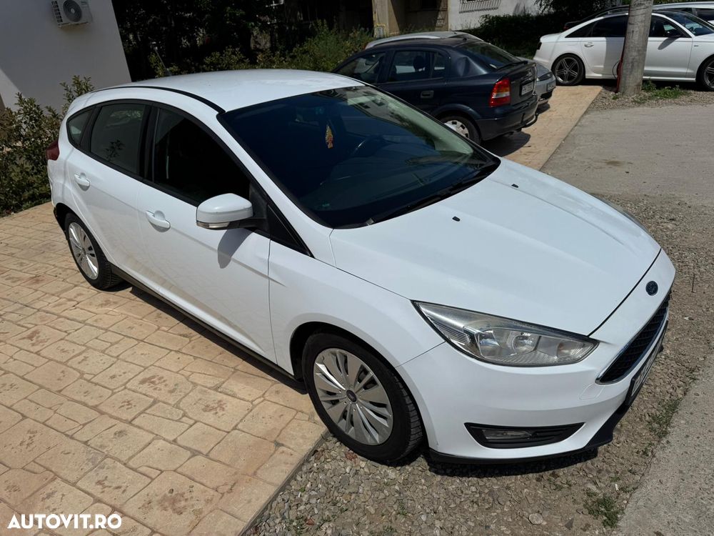 Ford Focus 1.5 EcoBlue Active - 4