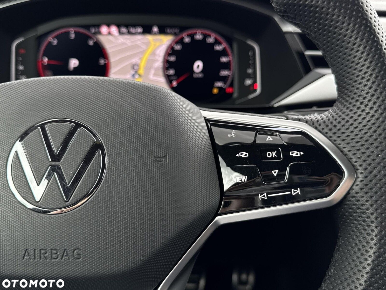 Volkswagen Arteon 2.0 TDI 4Motion R-Line DSG - 18