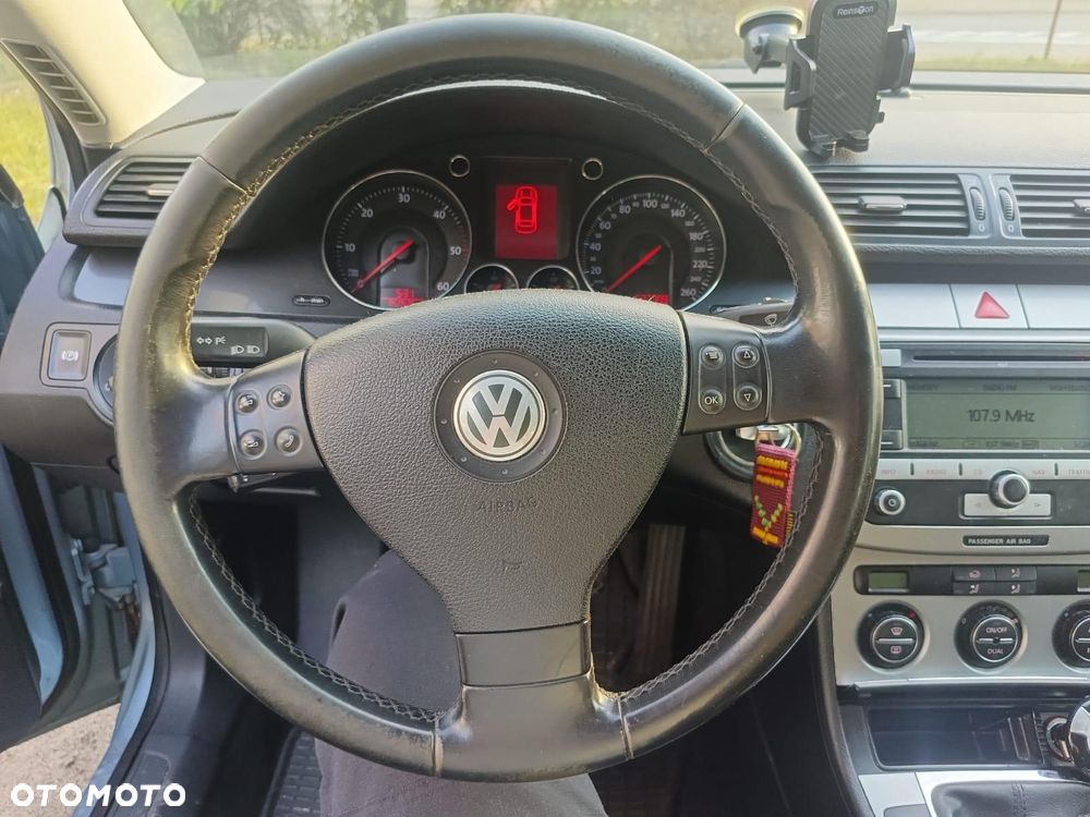 Volkswagen Passat 1.9 TDI Comfortline - 15