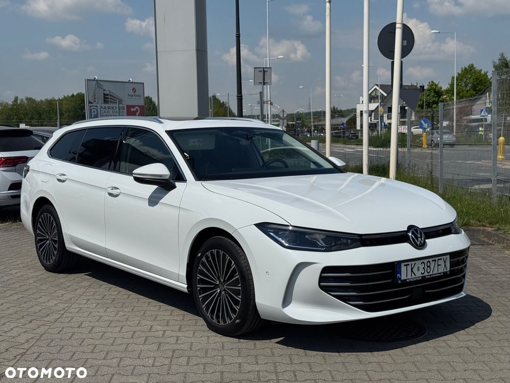 Volkswagen Passat Variant 2.0 TDI SCR Elegance DSG - 4