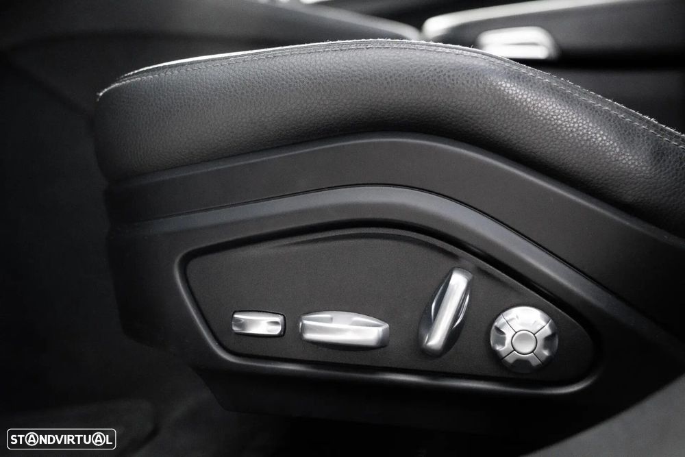 Porsche Panamera Sport Turismo 4 E-Hybrid Platinum Edition - 23