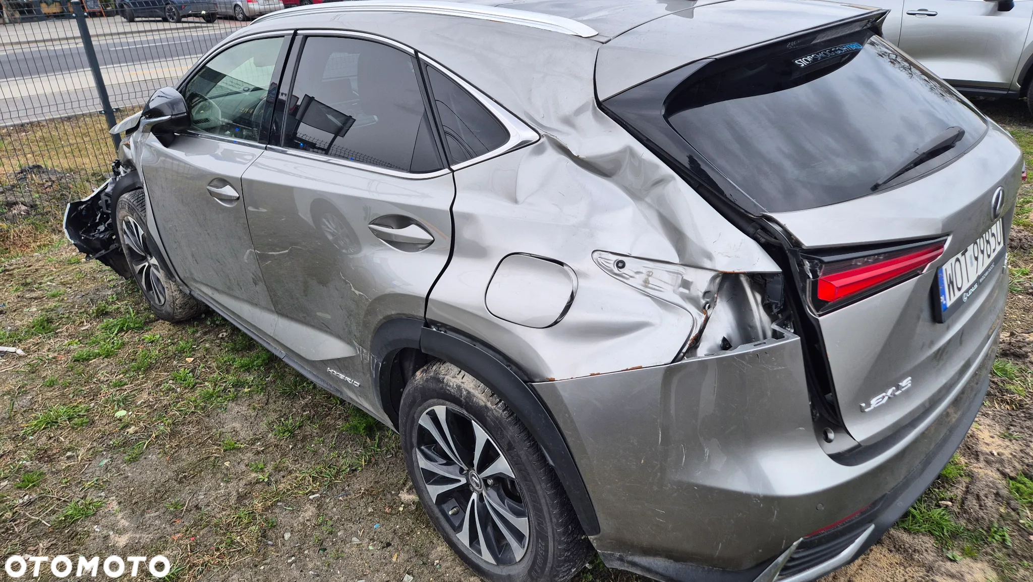 Lexus NX - 7
