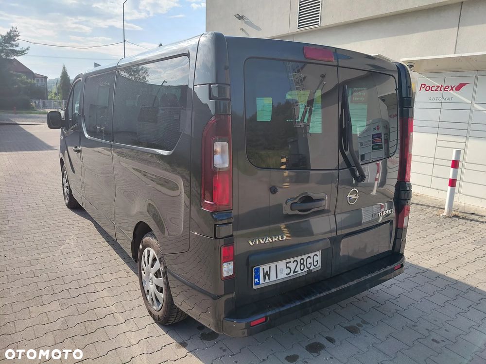 Opel Vivaro L2H1 2,9t Elegance Business - 24
