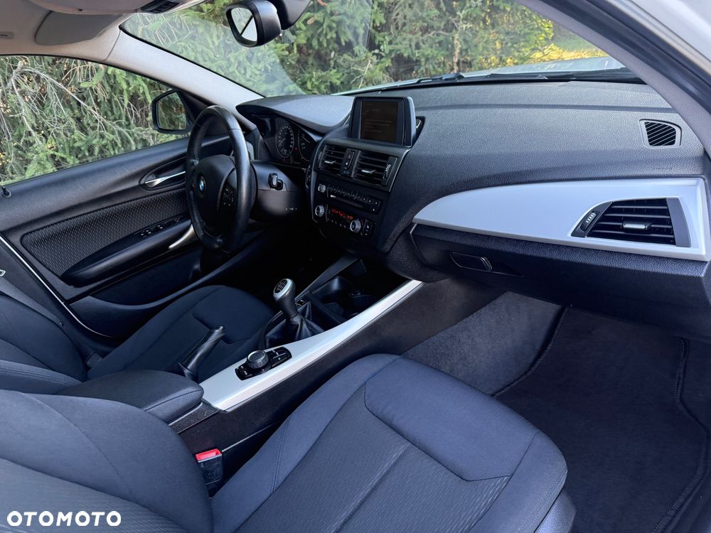 BMW Seria 1 116d EfficientDynamics Edition - 6