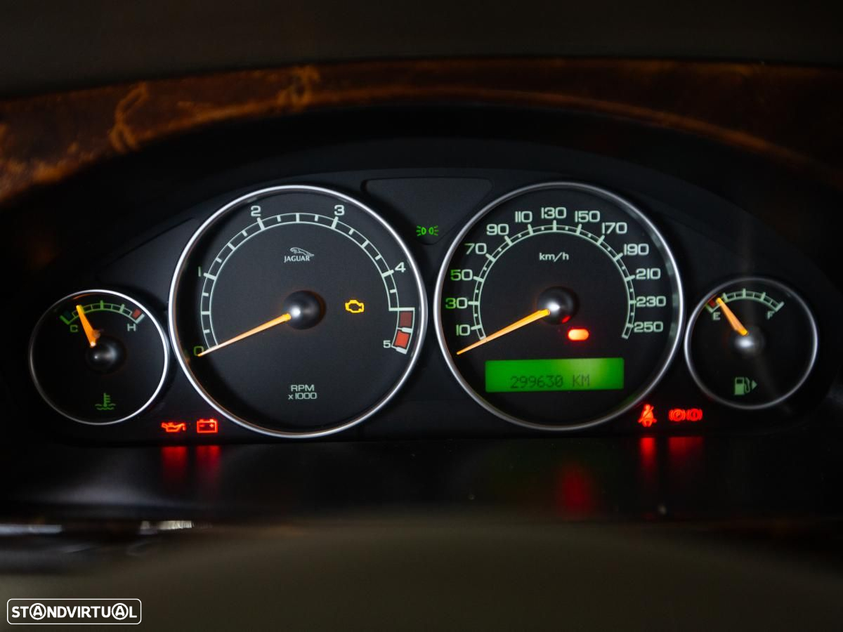 Jaguar X-Type - 14