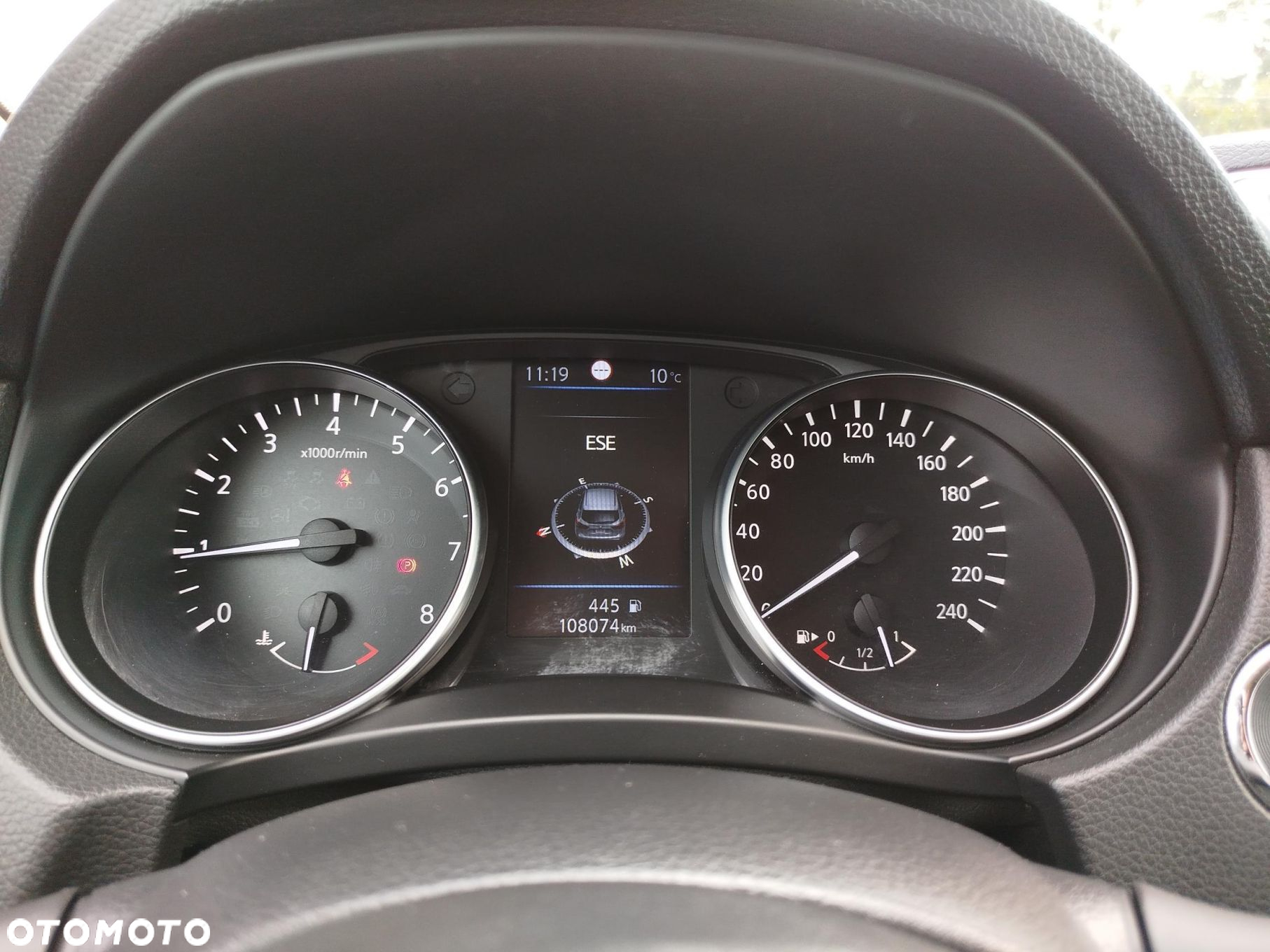 Nissan Qashqai - 14