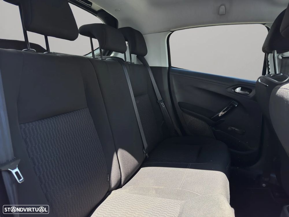 Peugeot 208 1.6 BlueHDi Style - 10