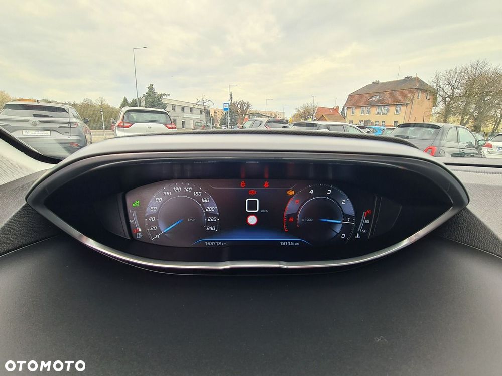 Peugeot 3008 1.5 BlueHDi Allure Pack S&S - 21