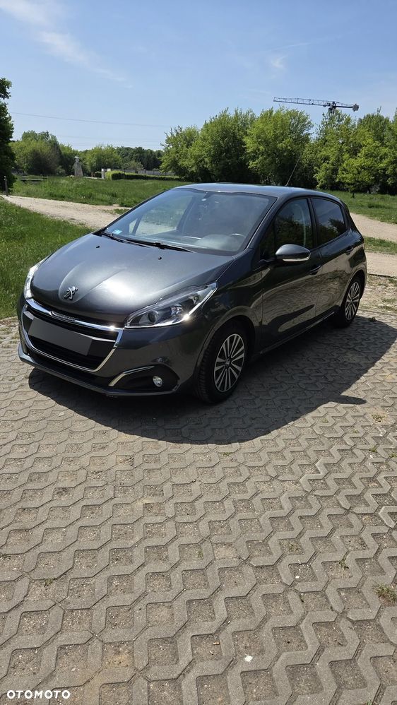 Peugeot 208 1.6 BlueHDi Allure S&S - 1