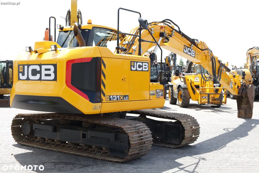 JCB 131X LC - 35
