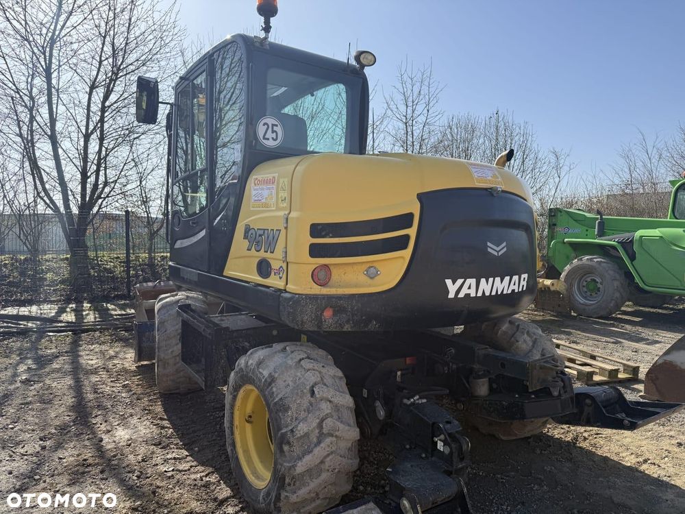 Yanmar B95W - 4