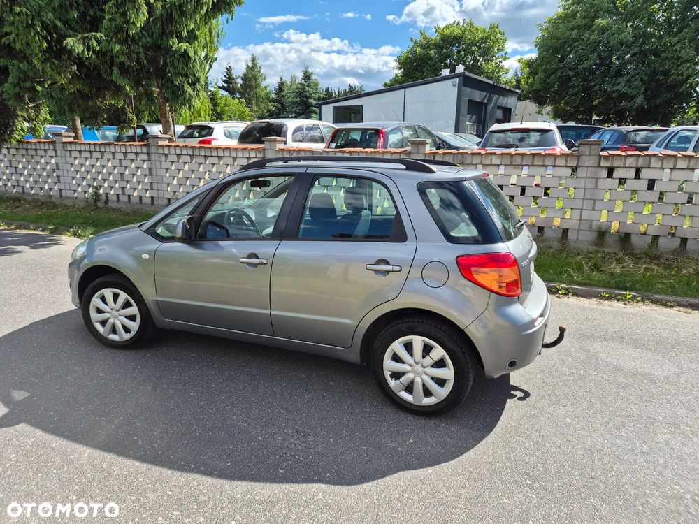 Suzuki SX4 1.6 VVT 4x2 Comfort - 11