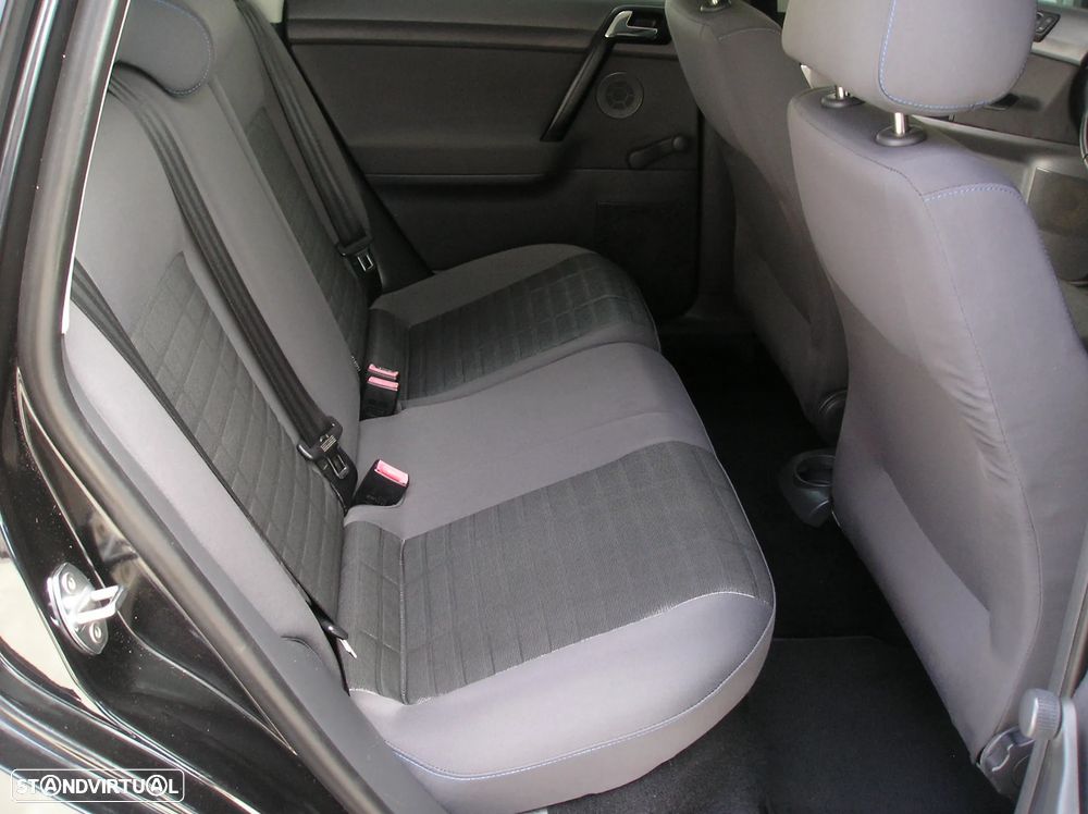 VW Polo 1.2 Live - 16