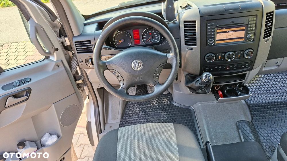 Volkswagen Crafter - 14