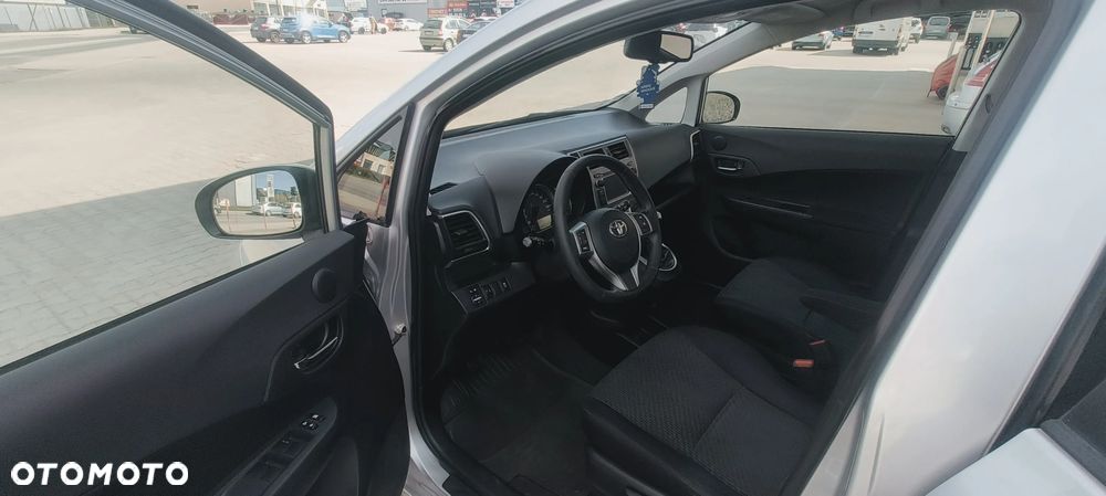 Toyota Verso S 1.33 VVT-i Life - 16