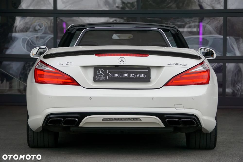 Mercedes-Benz SL 63 AMG AMG Speedshift MCT 7-Gang Sportgetriebe AMG Performance Package - 7