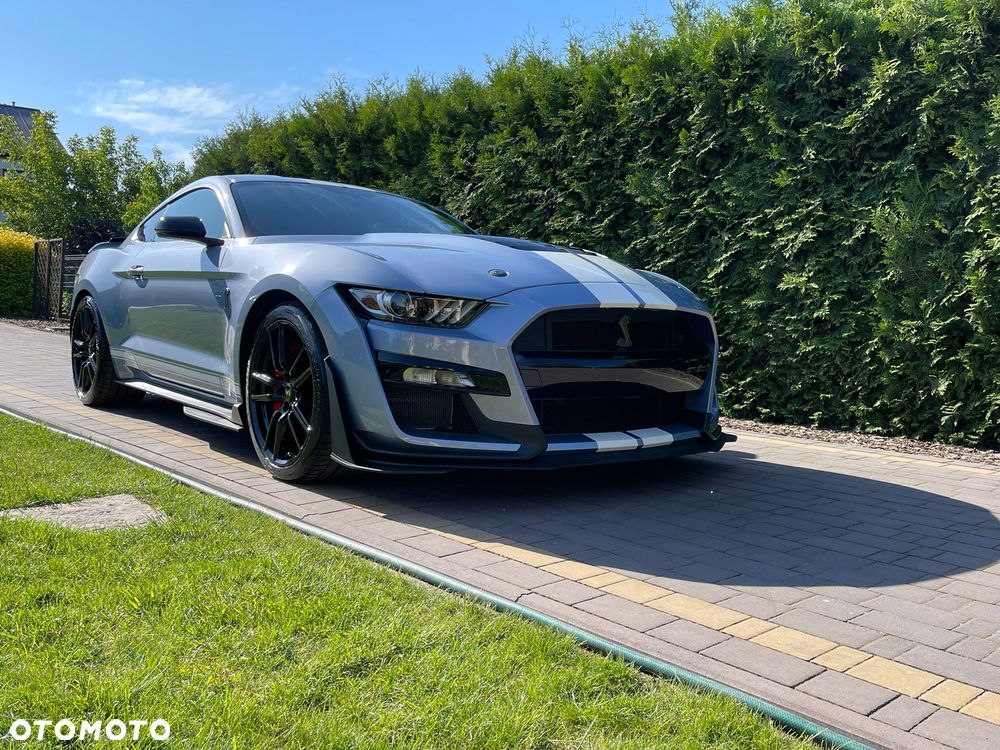 Ford Mustang - 13