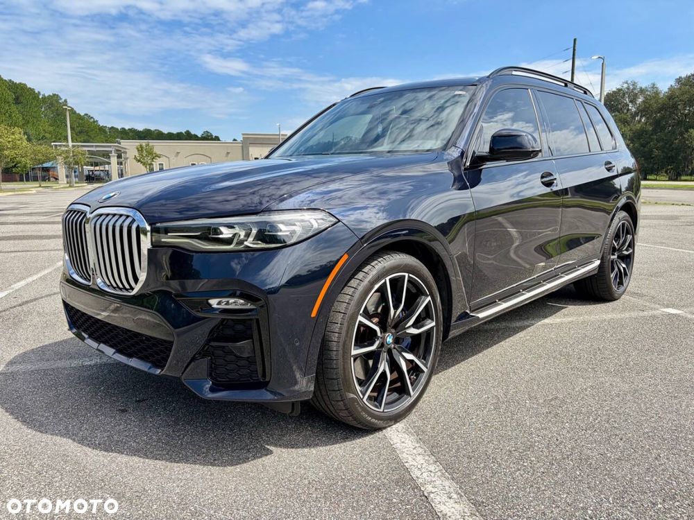 BMW X7 - 10