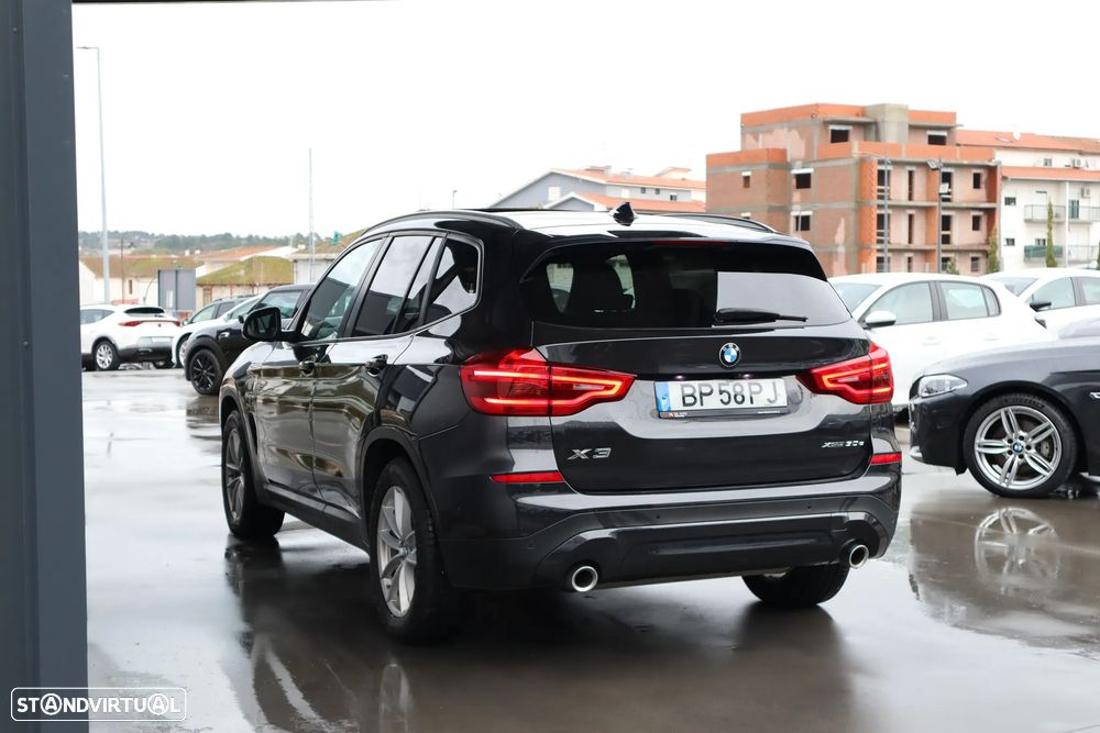 BMW X3 xDrive30e Aut. Advantage - 4