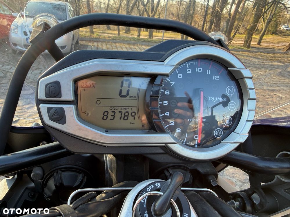 Triumph Tiger - 12