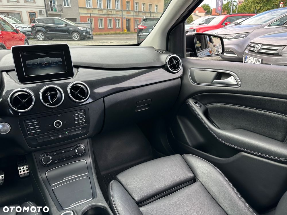 Mercedes-Benz Klasa B 200 (CDI) d 7G-DCT Style - 34