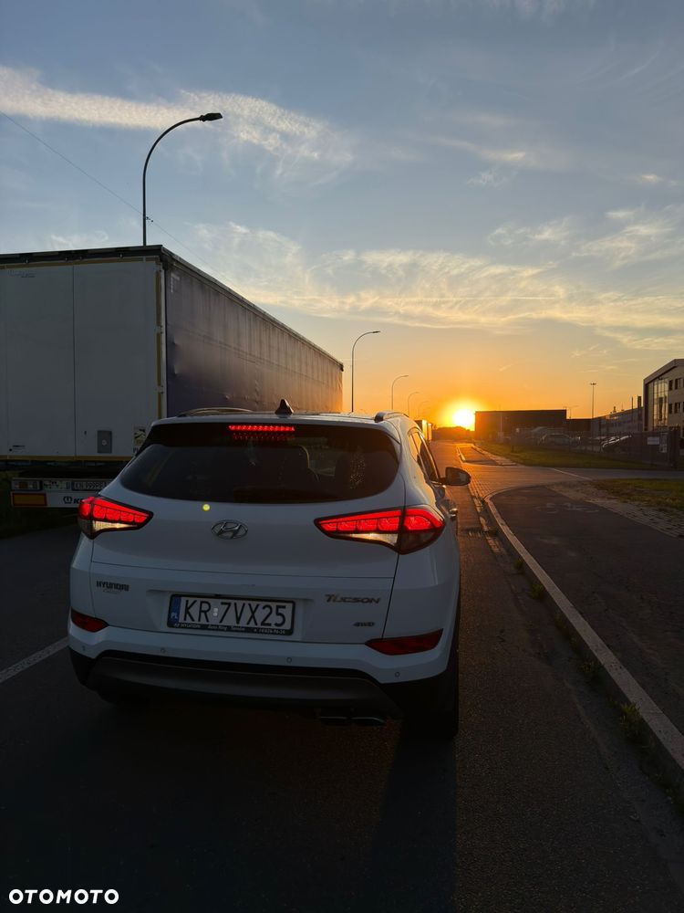 Hyundai Tucson 2.0 CRDI Style 4WD - 8