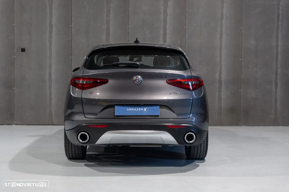 Alfa Romeo Stelvio 2.2 D Veloce Q4 AT8 - 7
