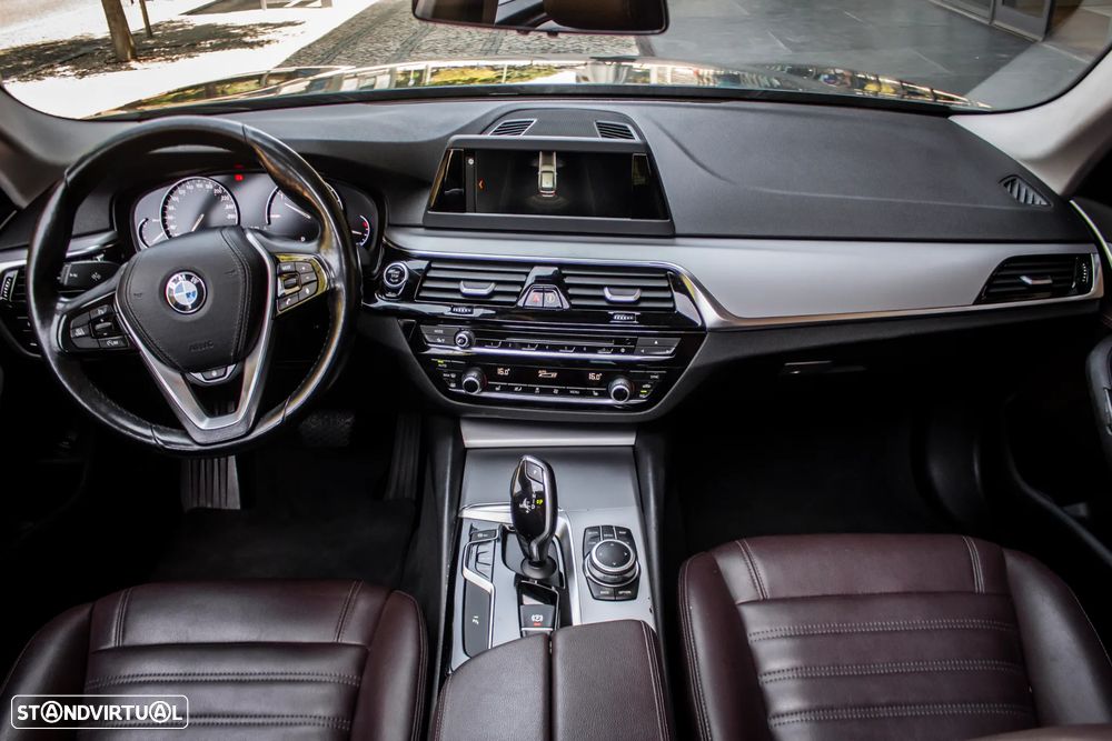 BMW 520 d Line Luxury Auto - 33