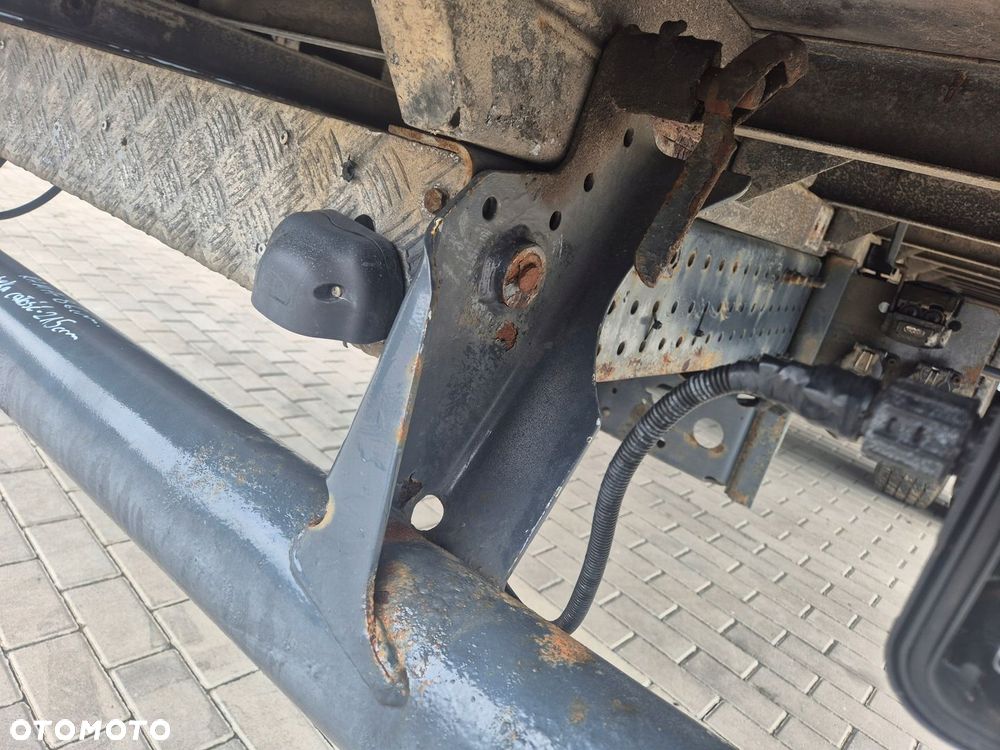 BELKA NAJAZDOWA ZDERZAK TYŁ MAN TGL TGM ROZSTAW RAMY 86 CM, CAŁA BELKA 215 - 5