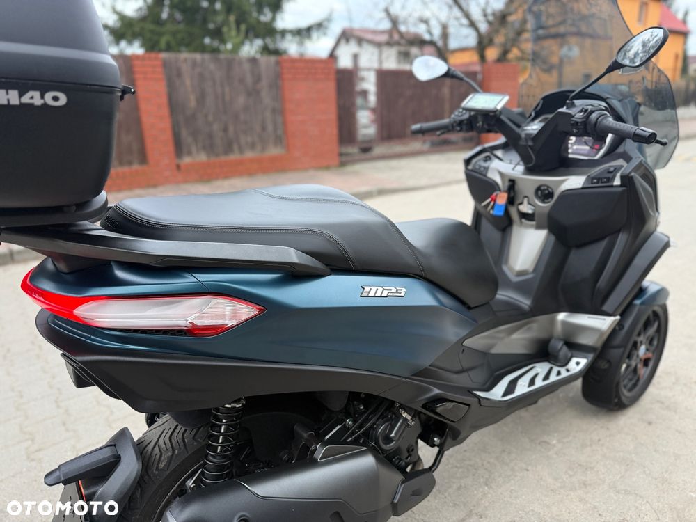 Piaggio MP-3 - 9