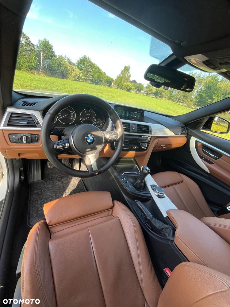 BMW Seria 3 320d Efficient Dynamics - 25