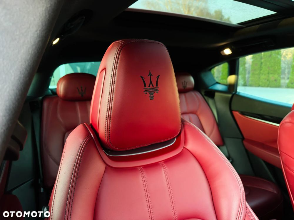 Maserati Levante Q4 GranSport - 18