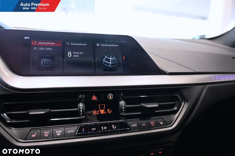 BMW Seria 1 118i - 11