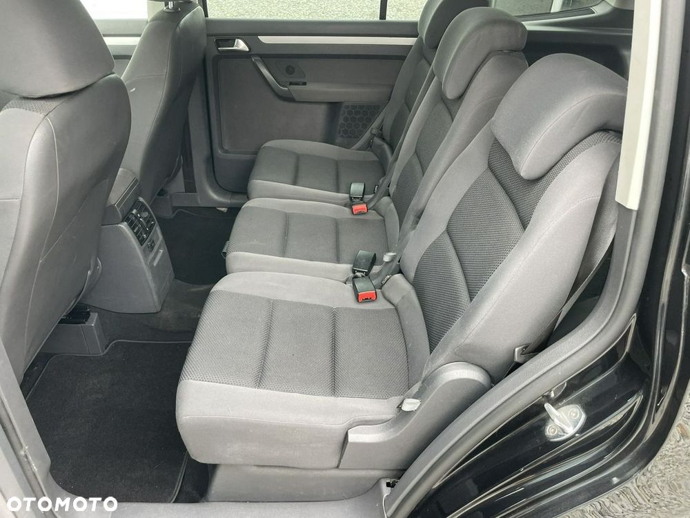 Volkswagen Touran 1.6 TDI DPF Comfortline - 13