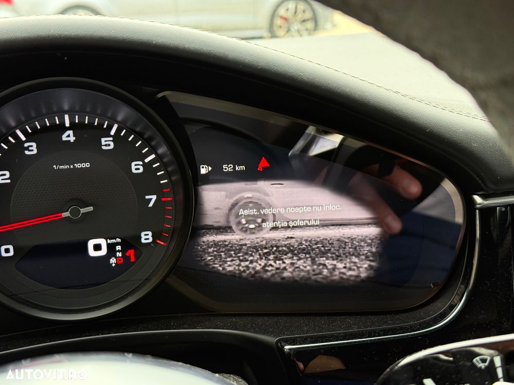 Porsche Panamera 4 Executive - 10