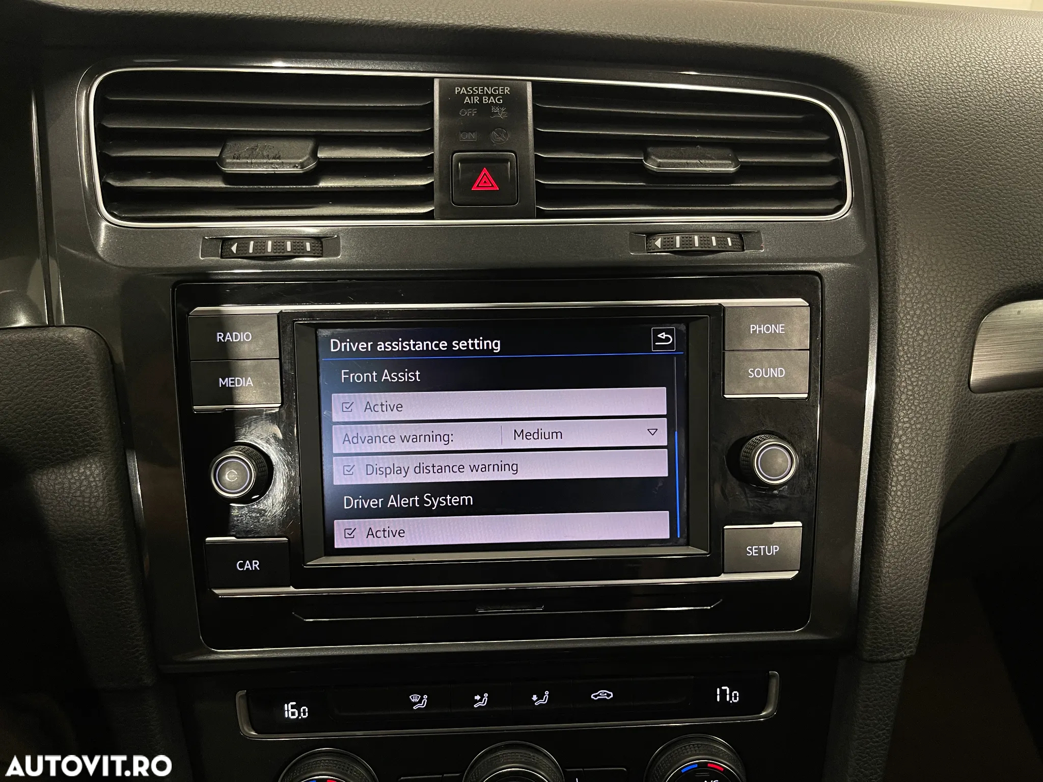 Volkswagen Golf 1.6 TDI Comfortline - 15