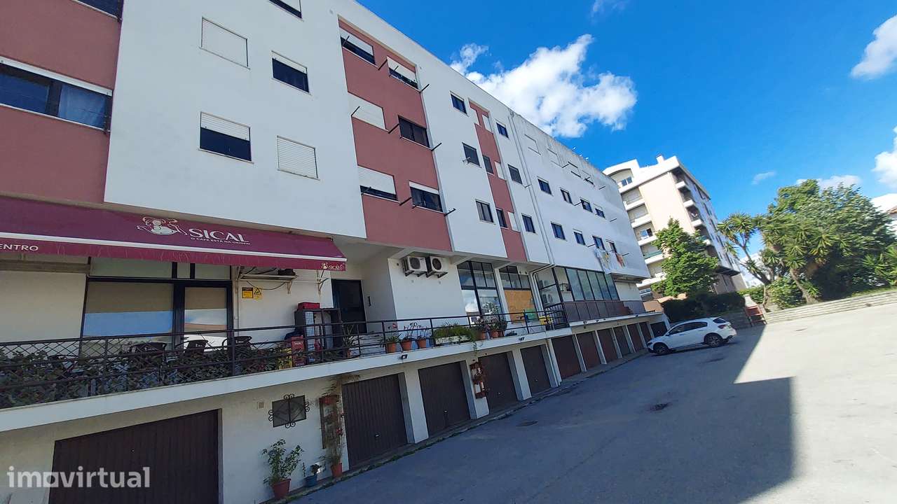 Apartamento T0 - Leiria - Grande imagem: 2/5